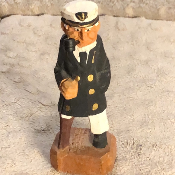 Vintage Sailor Hand Carved/Painted Wood Carving Excellent Condition - Picture 8 of 11